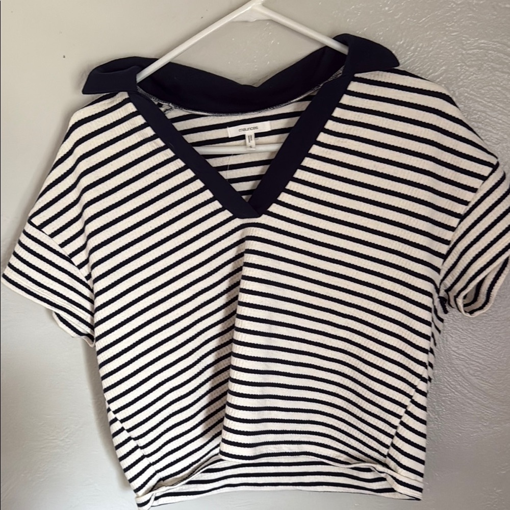 Forever 21 Black and White Boxy Crop Tee with Sailor Collar